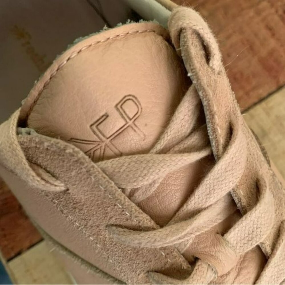 Freshly picked womens blush pink leather sneakers -9.5 - Picture 12 of 12